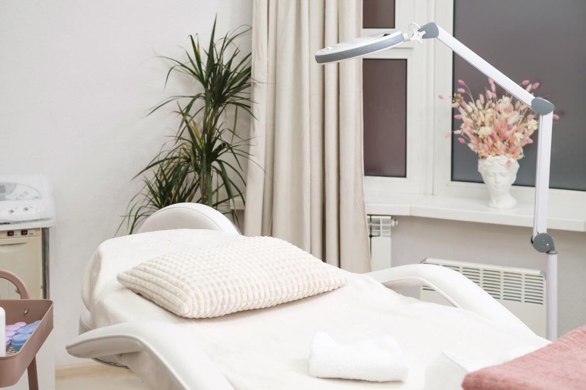 jak urządzić mały salon kosmetyczny oferujący zabiegi beauty