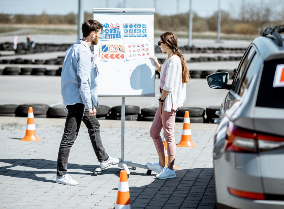 Jak zapisać się na prawo jazdy? Porady i wskazówki
