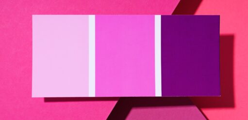 Kolor magenta – jak wygląda i gdzie się sprawdzi? Poradnik